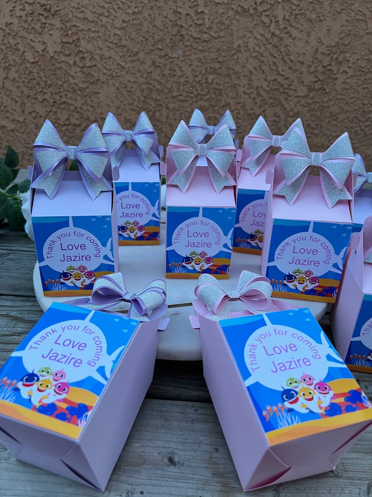 Baby shark favor boxes