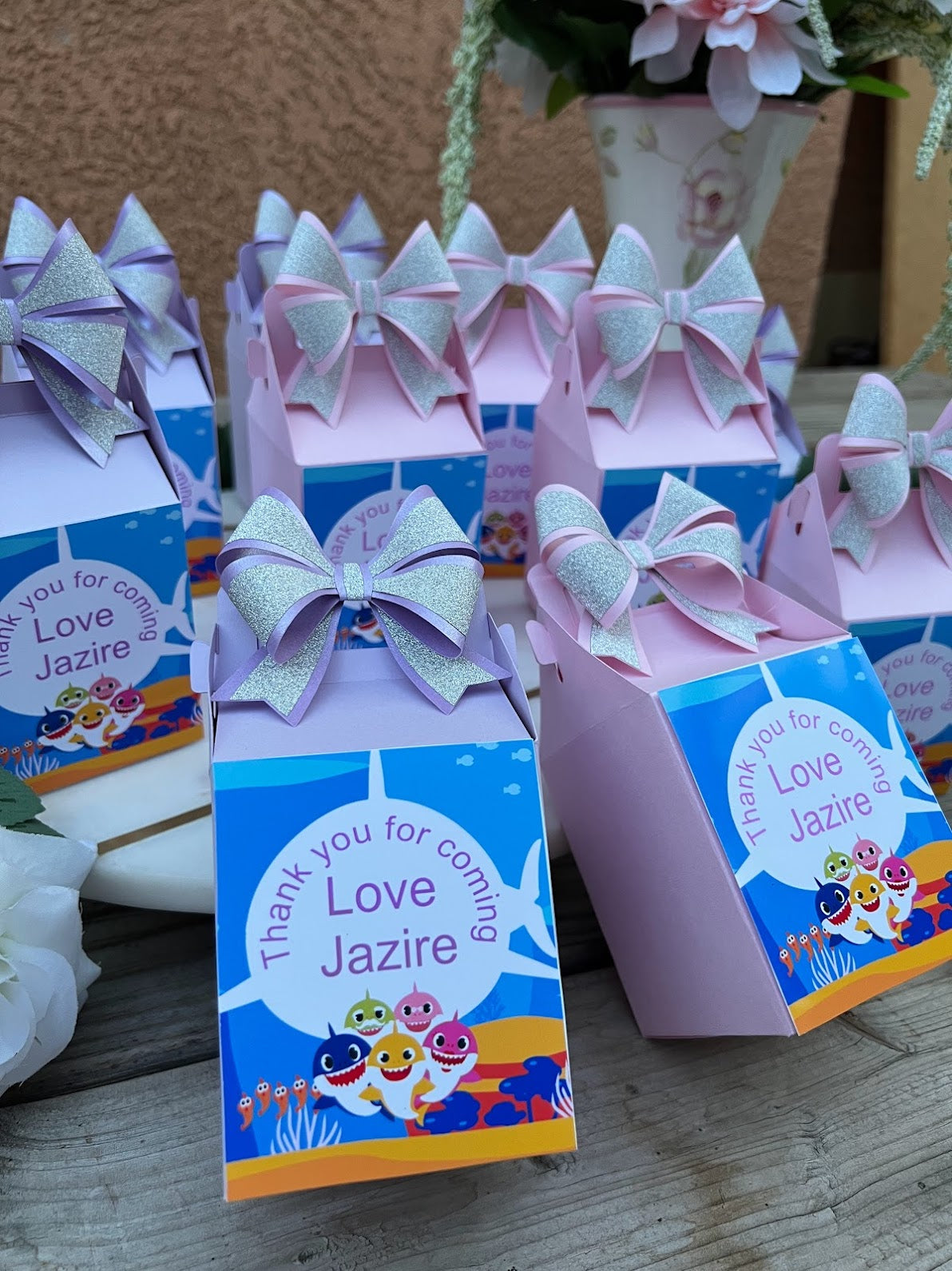 Baby shark favor boxes