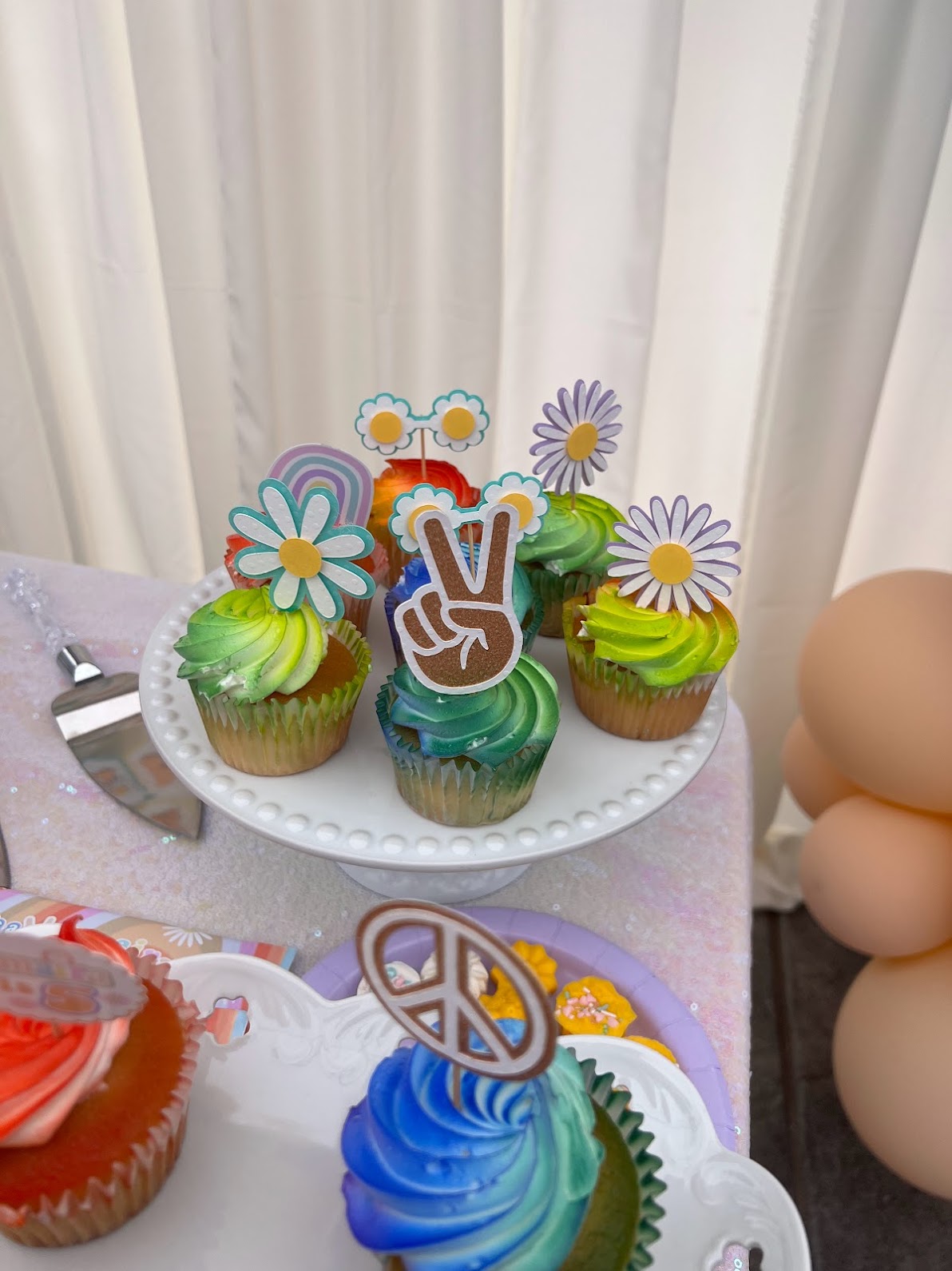 Groovy cupcake toppers