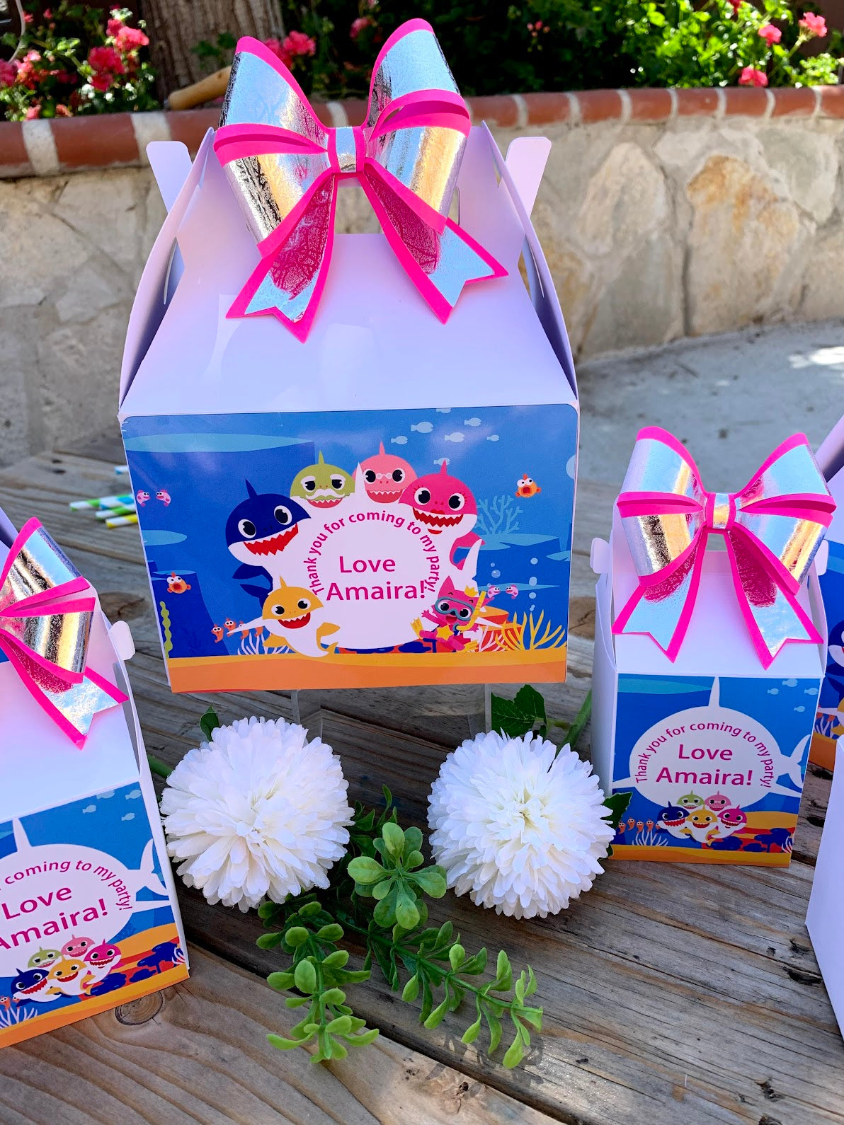 Baby shark favor boxes