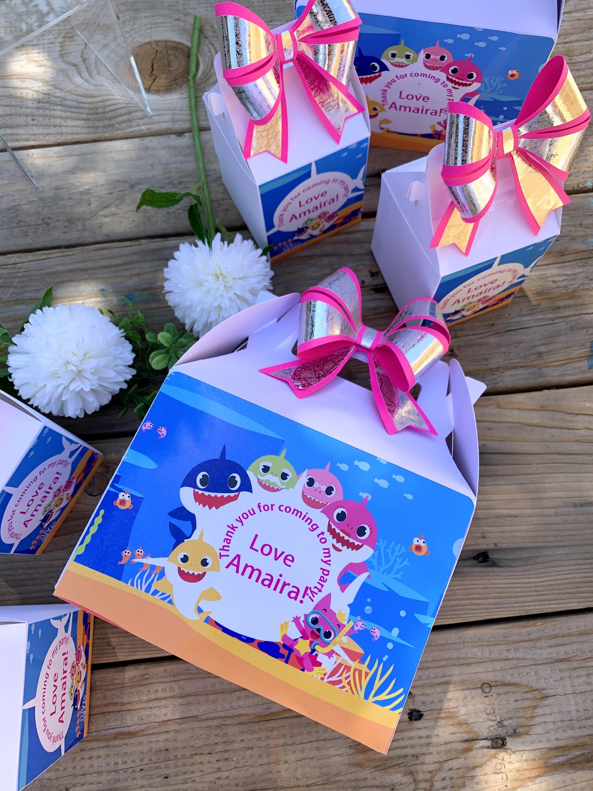 Baby shark favor boxes