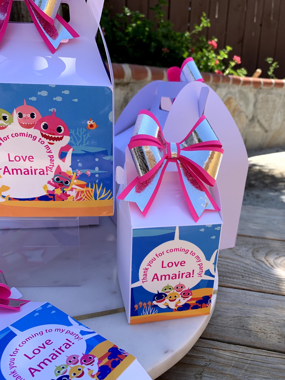 Baby shark favor boxes